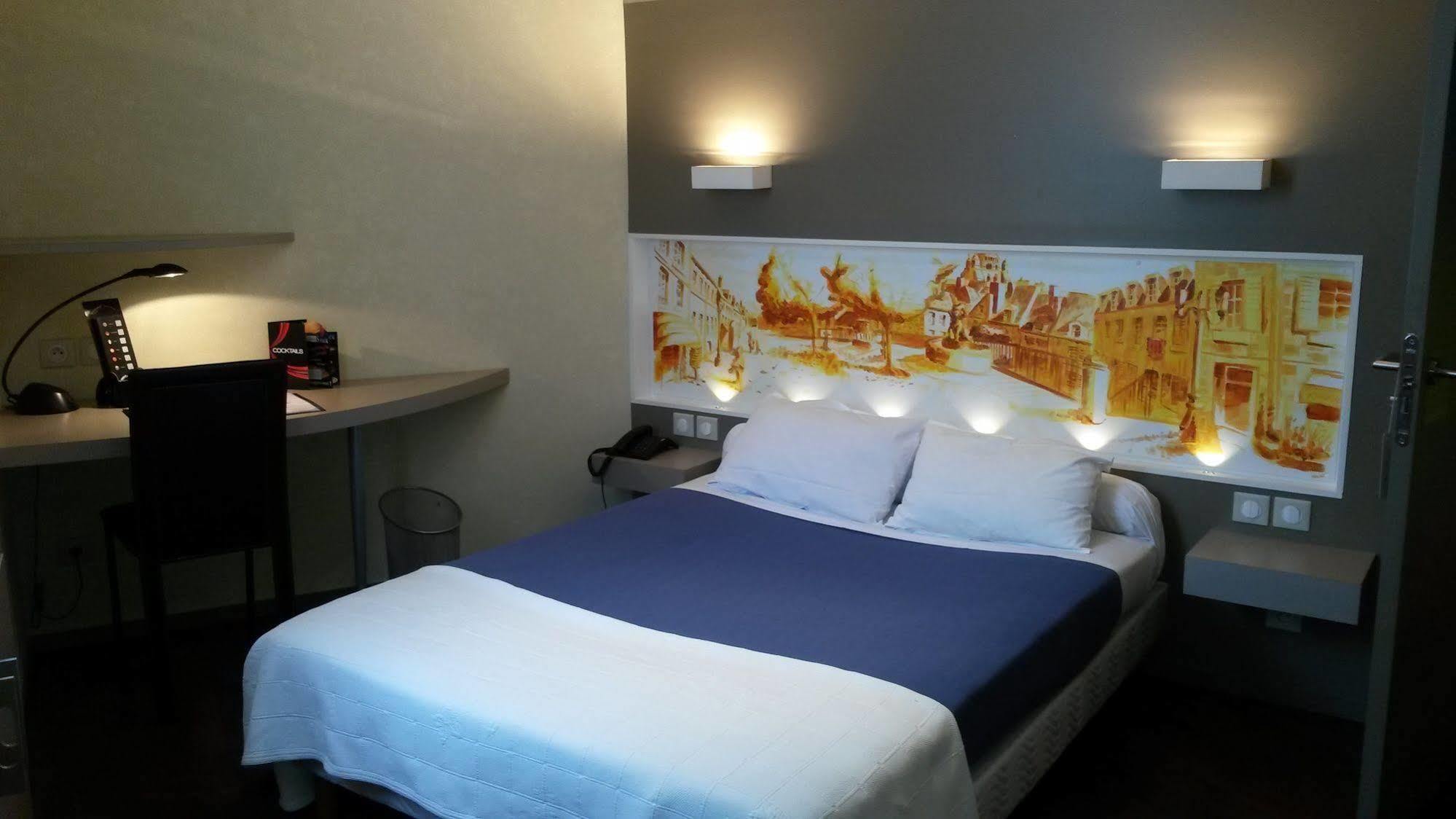 Hotel De La Cloche Dole Ngoại thất bức ảnh